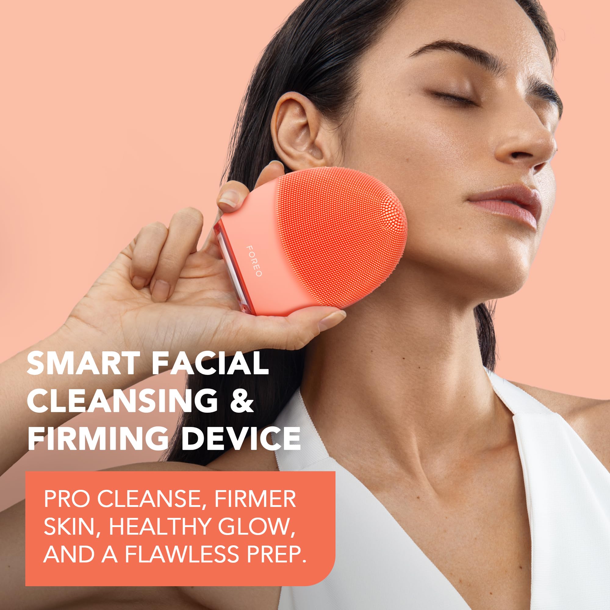 FOREO LUNA 4 Facial Cleansing Brush - Firming Face Massager